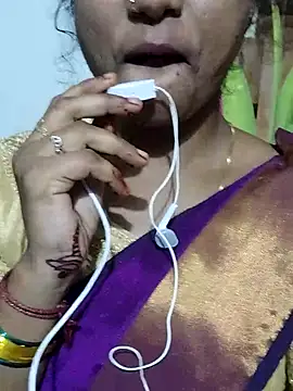 Snapshot of Varsha21 chatting on 10-02-25, 02:46 Varsha21 online show from 10-02-25, 02:46