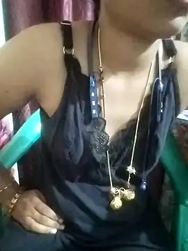 Snapshot of Varsha21 chatting on 02-20-26, 01:33 Varsha21 online show from 02-20-26, 01:33