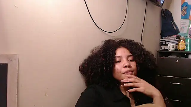 Snapshot of madelene chatting on 12-04-24, 11:24 madelene online show from 12-04-24, 11:24