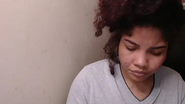 Snapshot of madelene chatting on 09-25-25, 11:30 madelene online show from 09-25-25, 11:30
