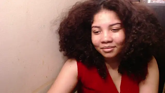Snapshot of madelene chatting on 10-20-25, 02:23 madelene online show from 10-20-25, 02:23