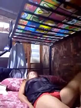 Snapshot of SexyHottMom chatting on 01-10-26, 10:03 SexyHottMom online show from 01-10-26, 10:03