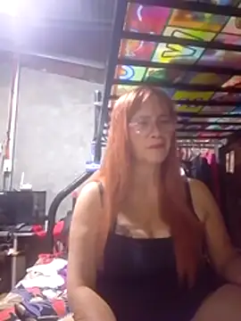 Snapshot of SexyHottMom chatting on 02-12-26, 12:55 SexyHottMom online show from 02-12-26, 12:55