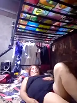 Snapshot of SexyHottMom chatting on 02-13-26, 10:39 SexyHottMom online show from 02-13-26, 10:39