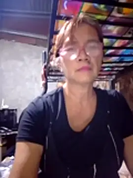 Snapshot of SexyHottMom chatting on 02-24-26, 08:01 SexyHottMom online show from 02-24-26, 08:01