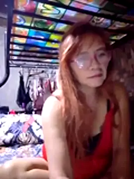 Snapshot of SexyHottMom chatting on 02-24-26, 09:35 SexyHottMom online show from 02-24-26, 09:35