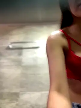 Snapshot of Linda_LS chatting on 09-18-25, 01:57 Linda LS online show from 09-18-25, 01:57