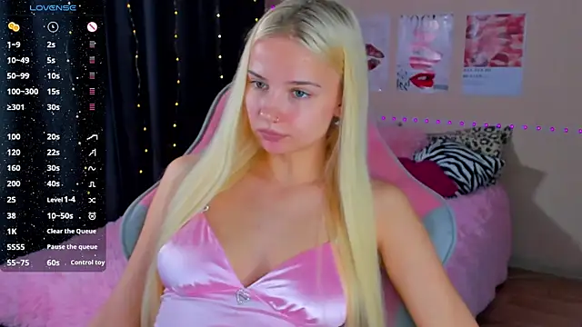 Snapshot of murmiace chatting on 10-12-25, 09:08 murmiace online show from 10-12-25, 09:08