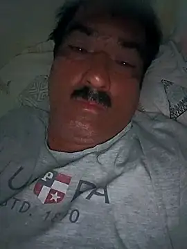 moonflower25 online show from 10-17-25, 02:26