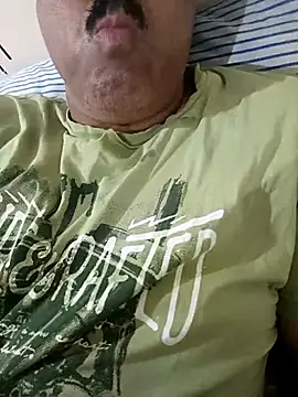 moonflower25 online show from 11-01-25, 01:40