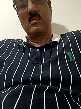 moonflower25 online show from 11-12-25, 06:36