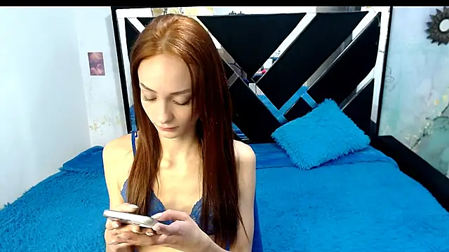 Snapshot of AmbarSexx chatting on 09-25-25, 04:38 AmbarSexx online show from 09-25-25, 04:38