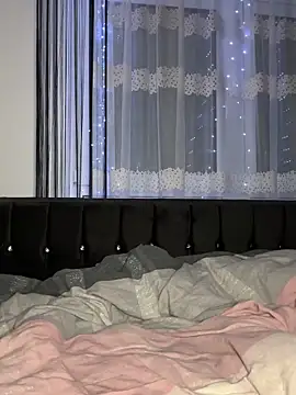 Snapshot of Emilia_Mausi chatting on 10-05-25, 06:50 Emilia Mausi online show from 10-05-25, 06:50