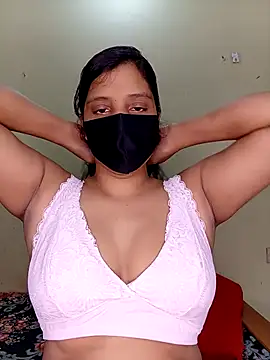 Rose-luckey online show from 10-27-25, 01:37