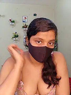 Snapshot of Rose-luckey chatting on 07-10-26, 01:14 Rose-luckey online show from 07-10-26, 01:14