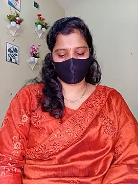 Snapshot of Rose-luckey chatting on 07-19-26, 08:01 Rose-luckey online show from 07-19-26, 08:01