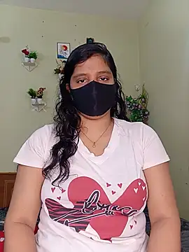 Snapshot of Rose-luckey chatting on 08-06-26, 01:13 Rose-luckey online show from 08-06-26, 01:13