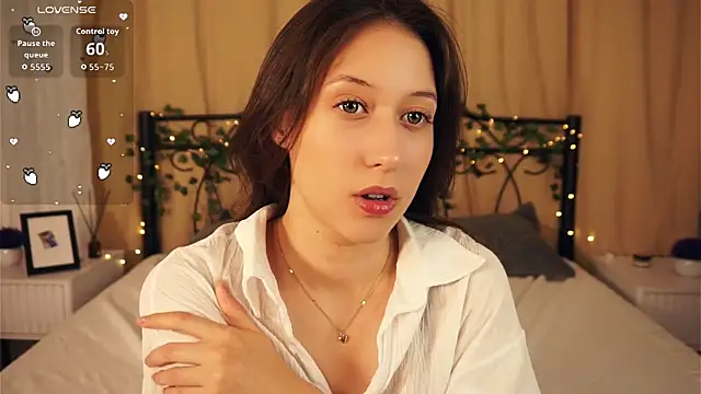 BeckyBurgh online show from 09-13-25, 06:18