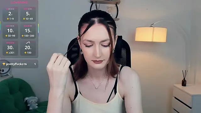 EasterBlink online show from 11-09-25, 10:57