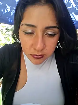 CAROLINE  07 online show from 09-25-25, 04:21