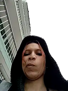 Snapshot of Zoe73_ chatting on 09-15-25, 07:47 Zoe73  online show from 09-15-25, 07:47