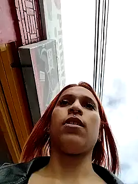 Snapshot of Zoe73_ chatting on 09-30-25, 07:08 Zoe73  online show from 09-30-25, 07:08