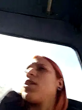 Snapshot of Zoe73_ chatting on 10-15-25, 07:36 Zoe73  online show from 10-15-25, 07:36