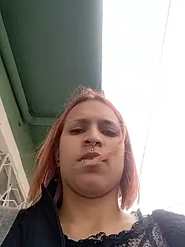 Snapshot of Zoe73_ chatting on 10-16-25, 05:47 Zoe73  online show from 10-16-25, 05:47