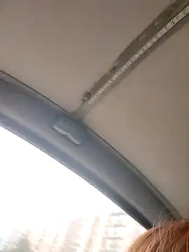 Snapshot of Zoe73_ chatting on 10-24-25, 06:37 Zoe73  online show from 10-24-25, 06:37