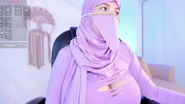 Snapshot of salma_isawwii chatting on 11-13-25, 03:33 salma isawwii online show from 11-13-25, 03:33