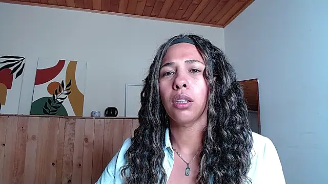 Snapshot of IVONNE_COLLINS33 chatting on 10-14-25, 10:54 IVONNE COLLINS33 online show from 10-14-25, 10:54