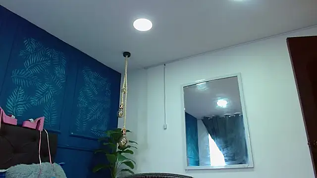 zohet kriss online show from 03-11-26, 02:56