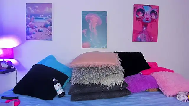 tyra bankss  online show from 11-28-25, 07:00