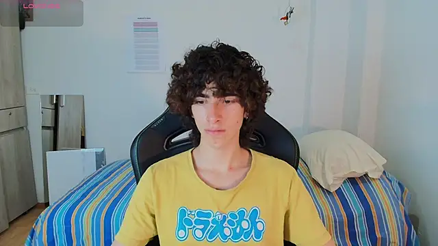 Nude Boy18 online show from 02-20-26, 12:29