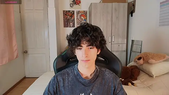 Nude Boy18 online show from 04-02-26, 02:53