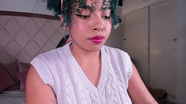 momo ayasse online show from 11-11-25, 09:48