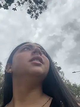 Dulce 1408 online show from 10-03-25, 03:53