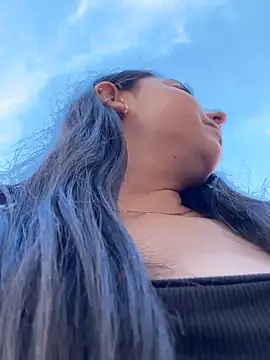 Dulce 1408 online show from 10-14-25, 08:31