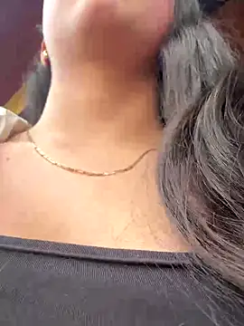 Dulce 1408 online show from 10-21-25, 09:04