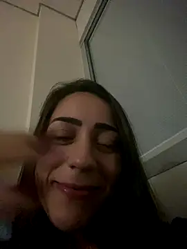 lucioliveira online show from 10-15-25, 05:51