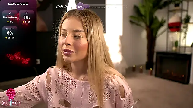 Snapshot of SerenaNoir chatting on 01-06-26, 08:56 SerenaNoir online show from 01-06-26, 08:56