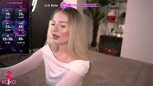 Snapshot of SerenaNoir chatting on 02-09-26, 09:08 SerenaNoir online show from 02-09-26, 09:08