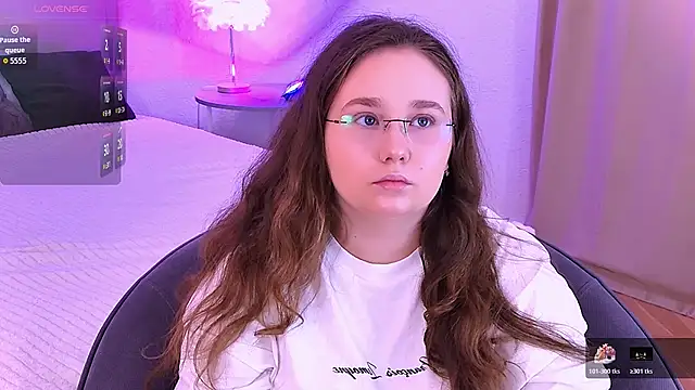 VelvetVixenCute online show from 10-20-25, 05:30