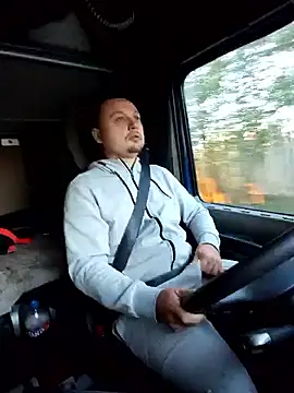 Amberdual online show from 10-20-25, 05:30