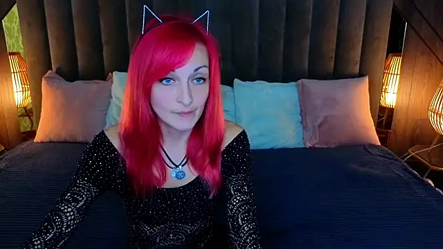 Snapshot of BrandyBloom chatting on 11-08-25, 01:55 BrandyBloom online show from 11-08-25, 01:55