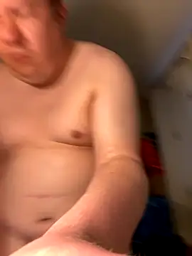 Snapshot of Tornado2007 chatting on 10-03-25, 04:15 Tornado2007 online show from 10-03-25, 04:15