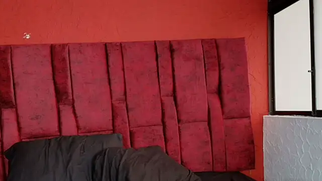 LilithVibe  online show from 12-20-25, 02:24