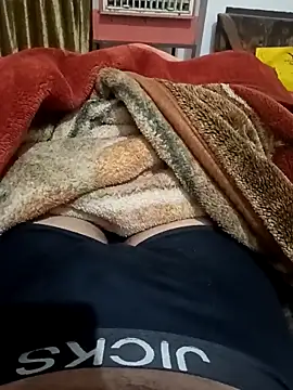 Snapshot of xerxusi chatting on 10-09-25, 08:29 xerxusi online show from 10-09-25, 08:29