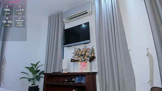 Amy Loveme online show from 11-19-25, 12:10