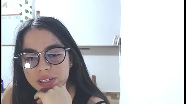 NatashaRose18 online show from 10-01-25, 08:48